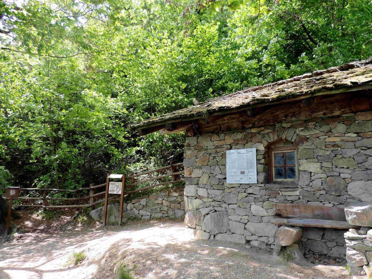 Boutique Appartamento Bacchus Marling Exterior foto